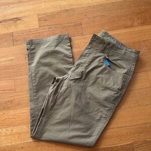 Columbia Men's Olive Chinos